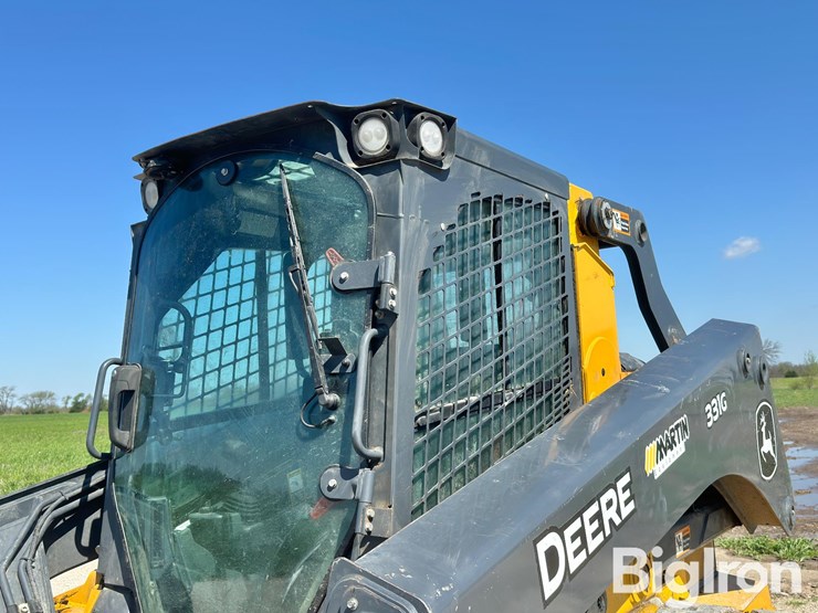 2021-deere-331g-image-15