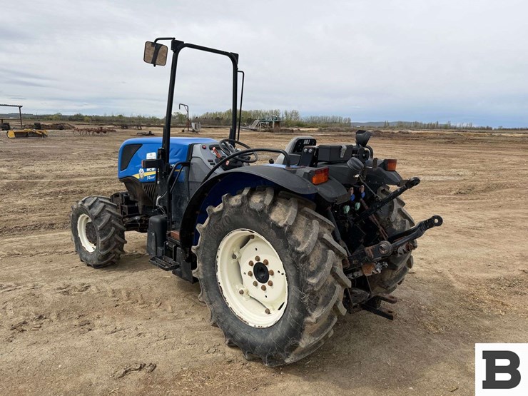 2021-new-holland-t4.100f-image-4