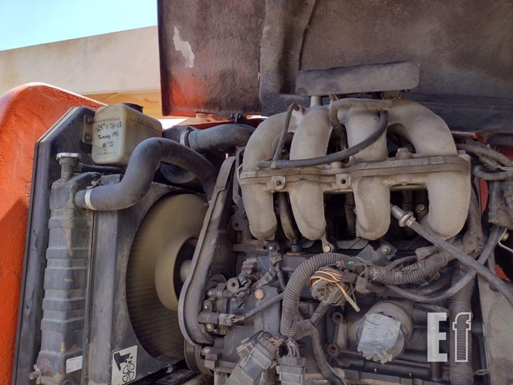 2002-jlg-600ajn-image-22