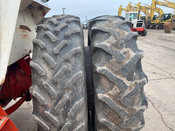#4065-•-case-2390-tractor-image-11