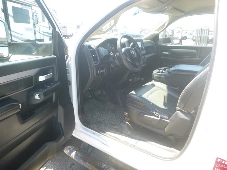 2019-ram-5500-hd-image-10