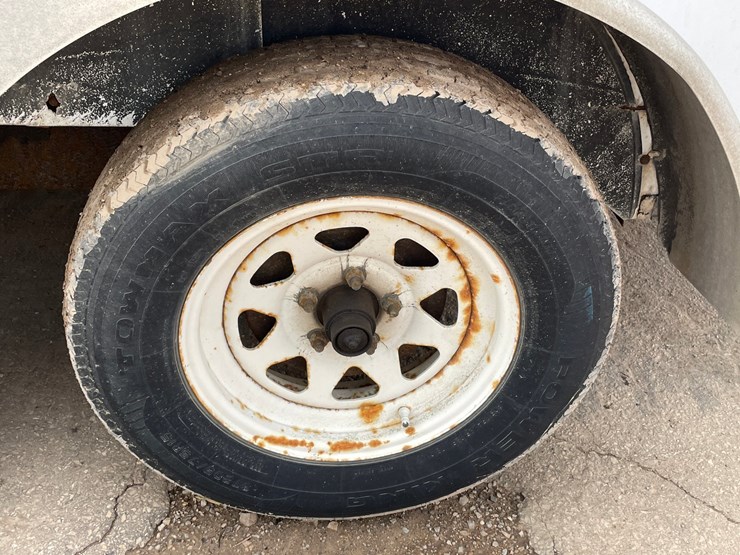 #4040-•-haulmark-enclosed-trailer-image-9