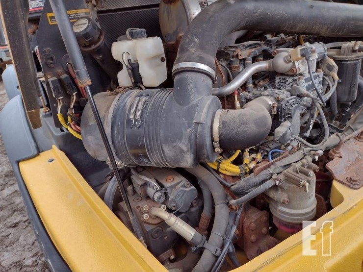 deere-204l-image-38