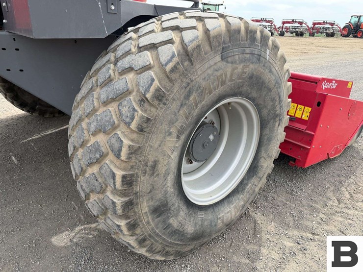 2019-massey-ferguson-wr9970-image-52