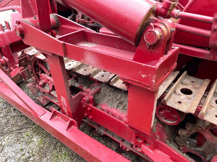 #4087-•-international-antique-dozer-image-38