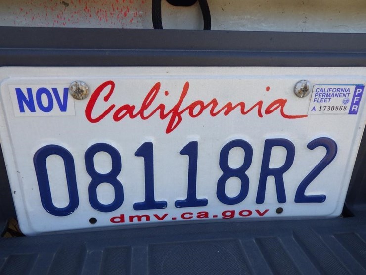 2018-chevrolet-1500-image-17