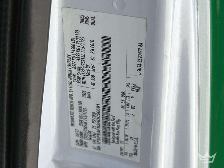 2017-ford-e450-image-5
