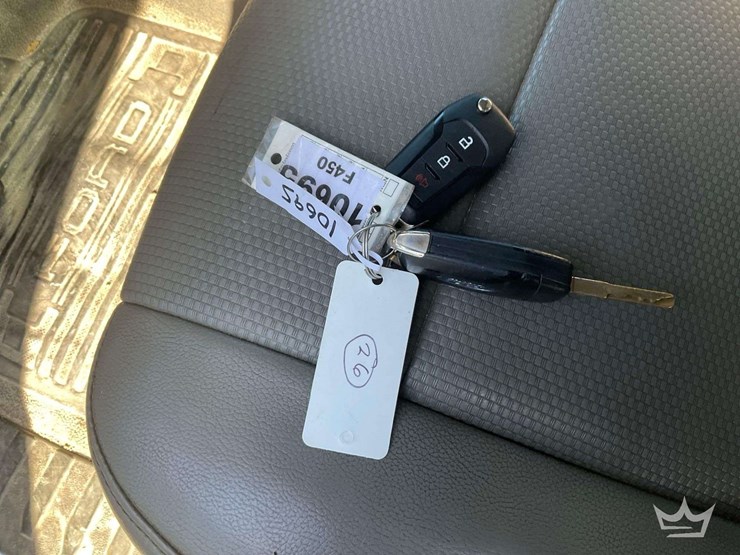 2019-ford-f450-image-65