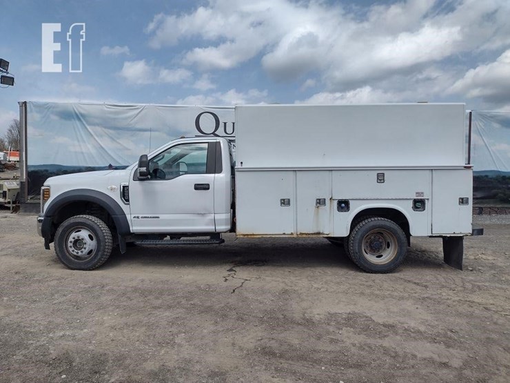 2019-ford-f550-image-1