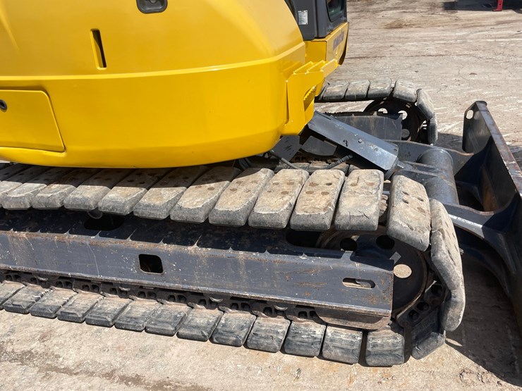 2014-komatsu-pc78-image-18