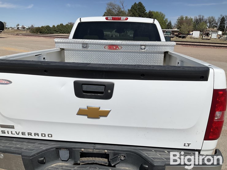 2012-chevrolet-silverado-1500-image-17