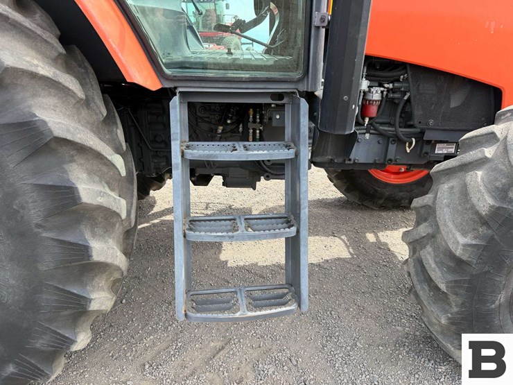 2013-kubota-m110gx-image-34