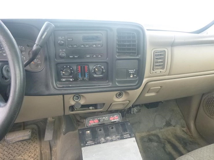 2007-chevrolet-2500-image-11