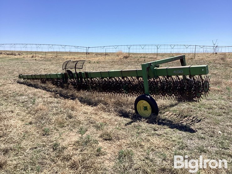 john-deere-400-image-1