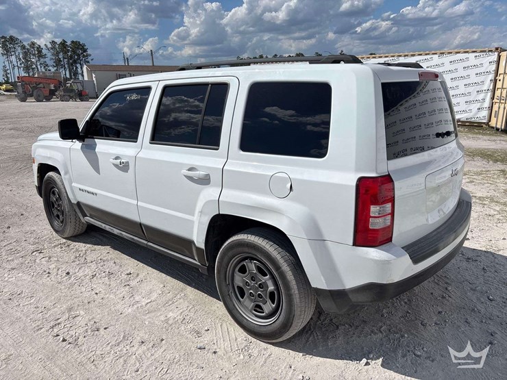 2016-jeep-patriot-image-4