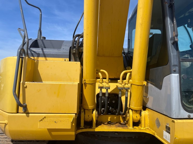 komatsu-pc308-image-36