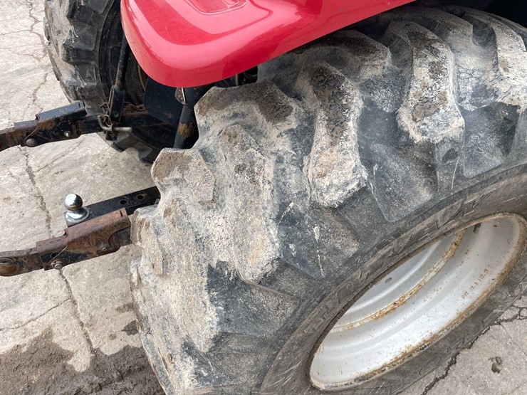 #4055-•-case-dx33-tractor-image-14
