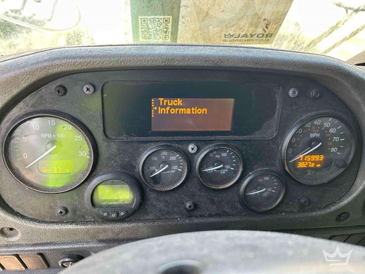 2019-peterbilt-520-image-22
