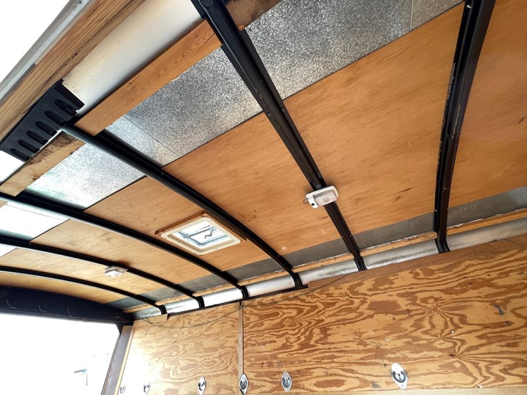 #4040-•-haulmark-enclosed-trailer-image-34