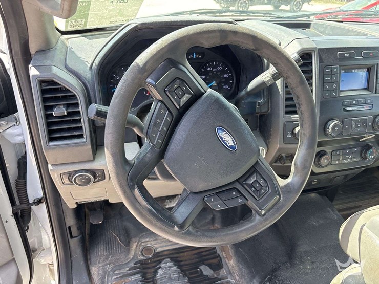 2021-ford-f250-image-19