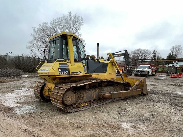 komatsu-d65px-12-image-5
