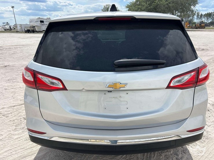 2018-chevrolet-equinox-image-23