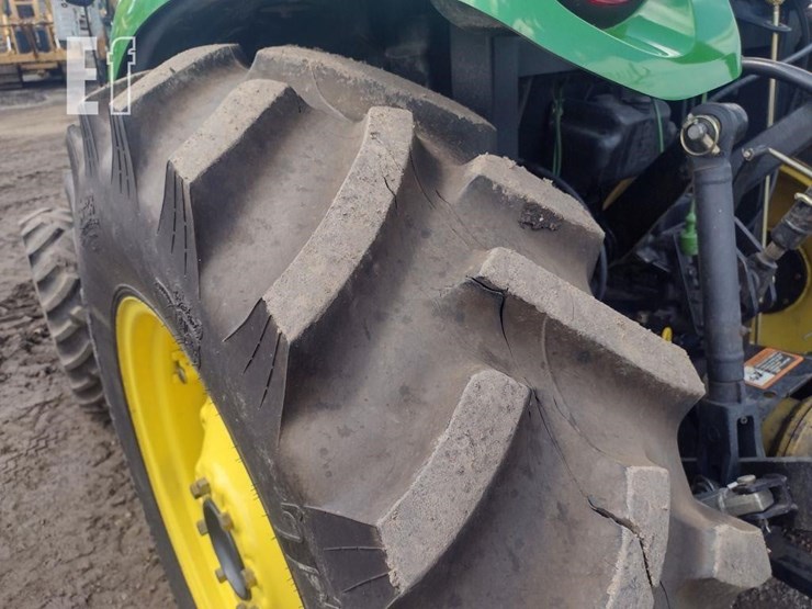 2010-john-deere-4720-image-18