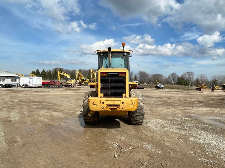 2000-deere-544h-image-6