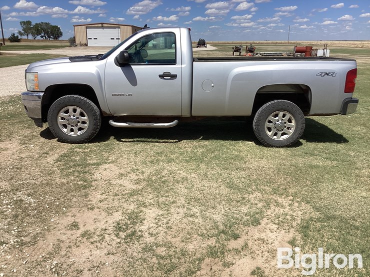 2012-chevrolet-silverado-2500-image-8