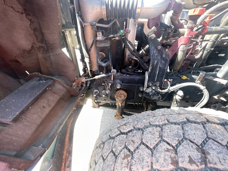 #4014-•-2013-quad-axle-mack-dump-truck-(has-wi-title)-image-57