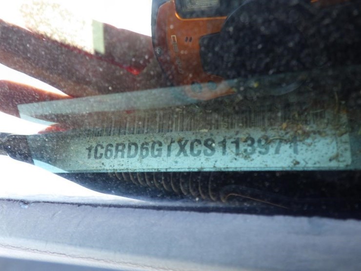 2012-dodge-1500-image-15