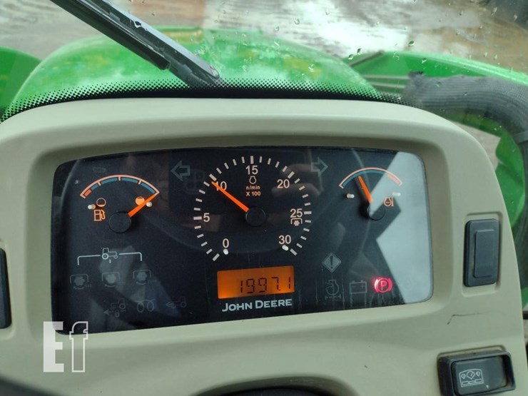 2011-john-deere-3720-image-7