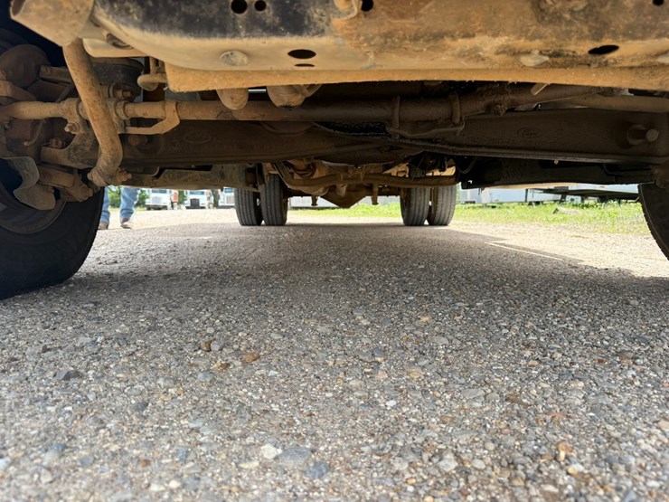 1999-ford-f350-image-24