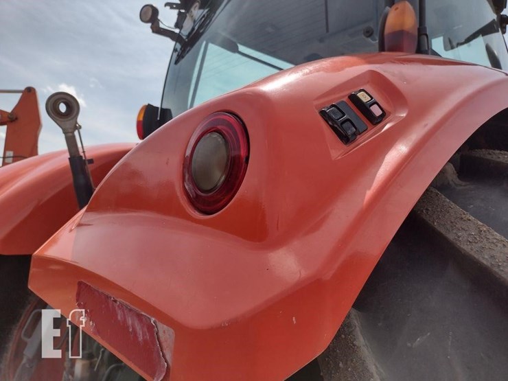 2021-kubota-m7-132-image-30