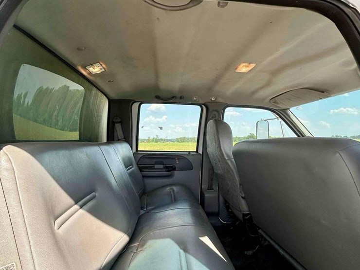2007-ford-f650-image-13