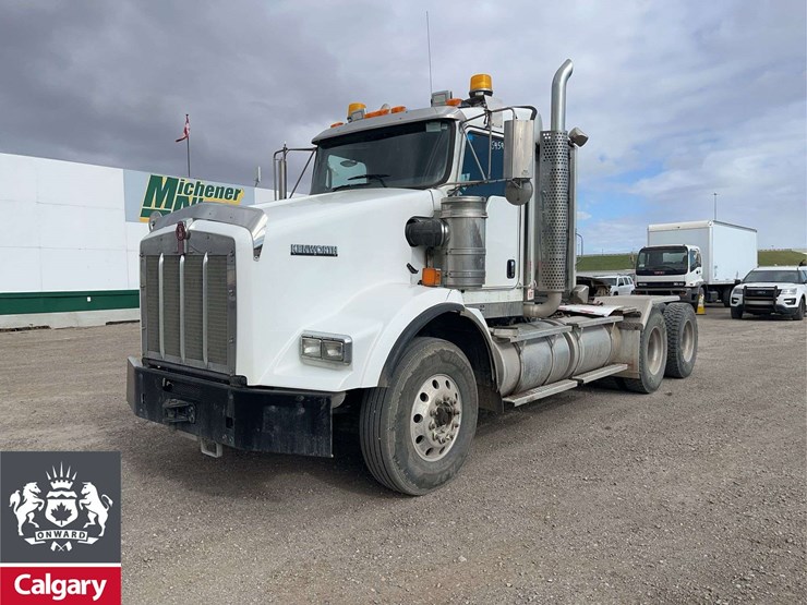 2014-kenworth-t800-image-1