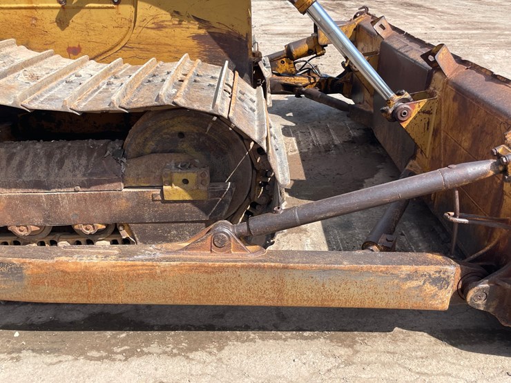 #4035-•-1986-komatsu-dozer-image-22