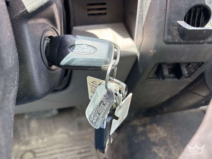 2017-ford-f350-image-35