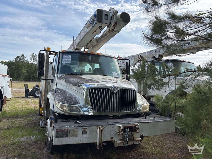 2010-international-durastar-4300-image-63