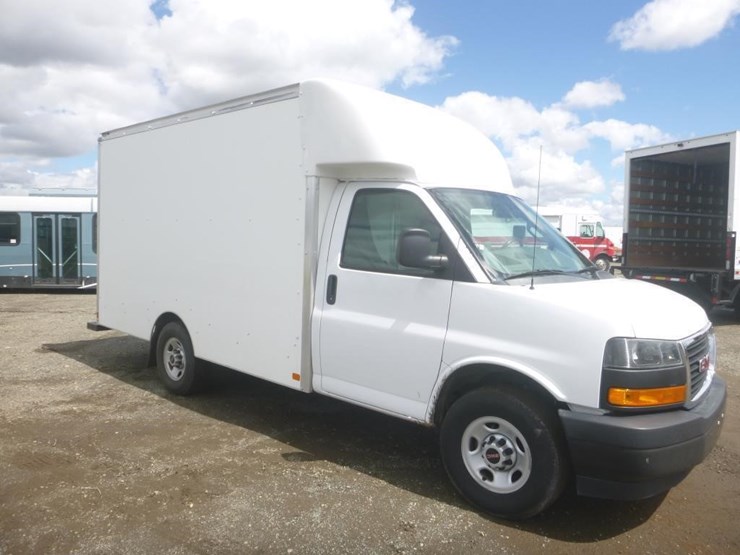 2021-gmc-3500-image-2