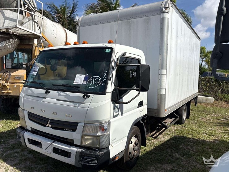 2012-mitsubishi-fuso-fec72s-image-16