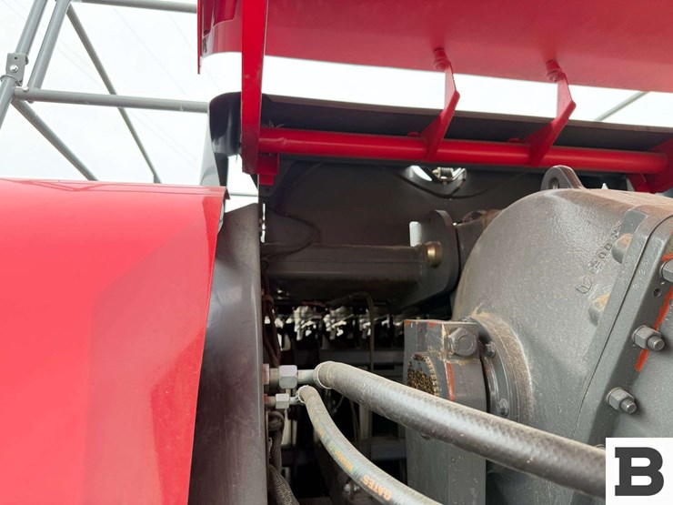 2022-massey-ferguson-2270-image-24