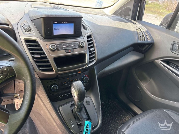 2021-ford-transit-connect-image-14