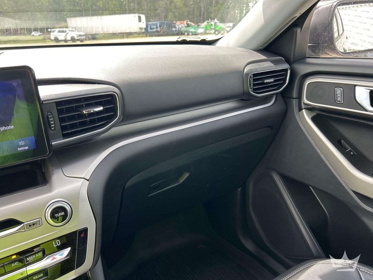 2021-ford-explorer-image-20