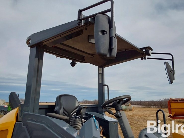 deere-204l-image-19