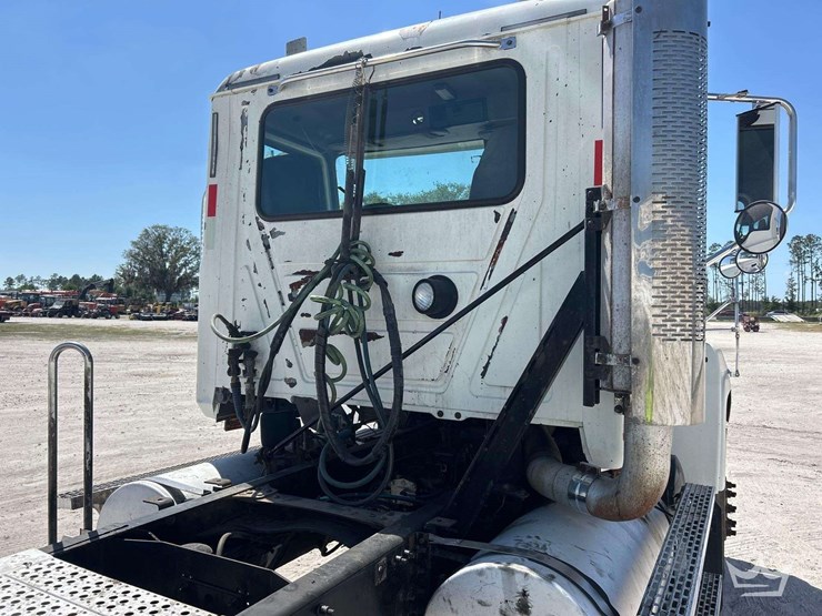 2007-mack-chn613-image-28
