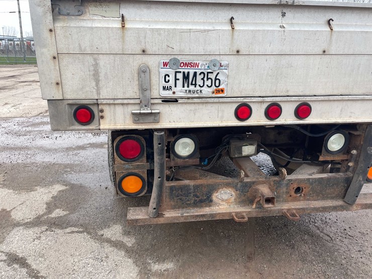 #4043-•-2002-gmc-250-(has-wi-title)-image-45