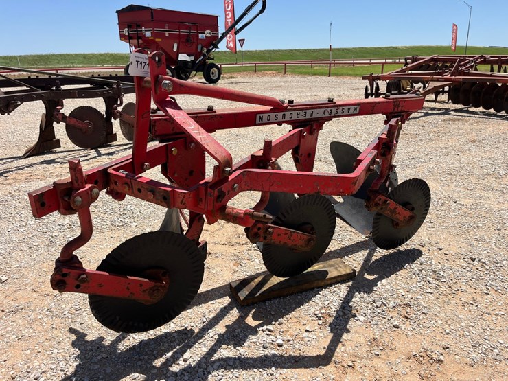 massey-ferguson-43-image-1