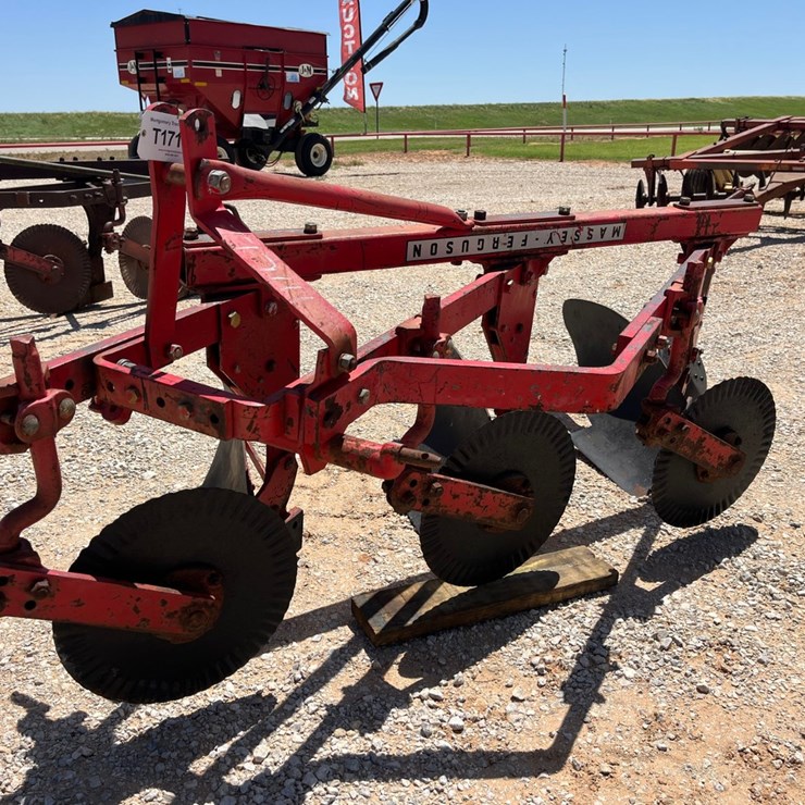 MASSEY-FERGUSON 43