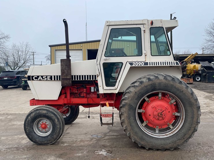 #4067-•-case-2090-tractor-image-8
